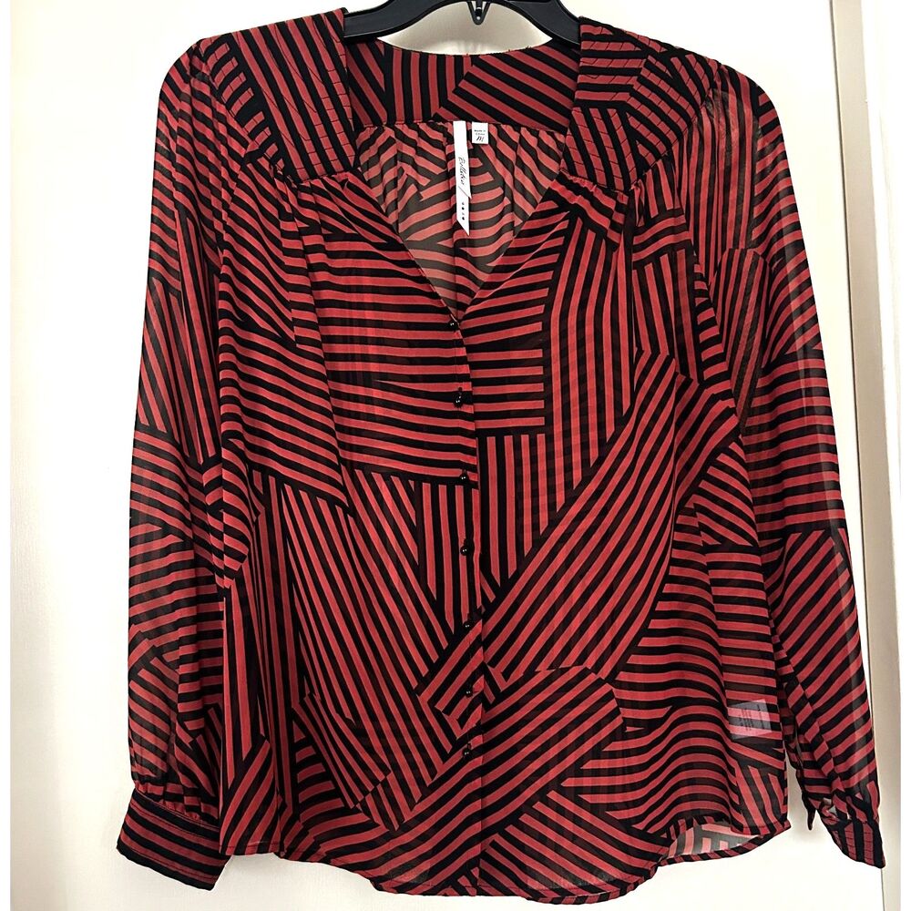 Bellatrix Sheer Button Up VNeck Blouse M Date Night Girls Night Office Geometric - Picture 2 of 7